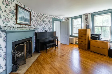 37 Loveland Road Norwich VT 05055