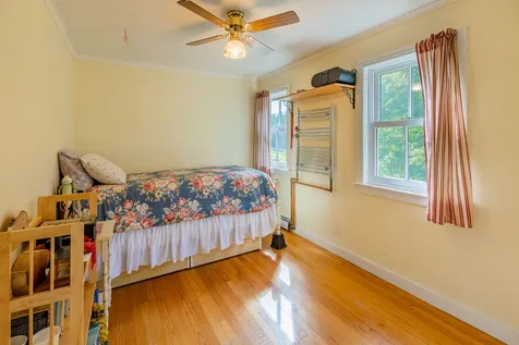 37 Loveland Road Norwich VT 05055