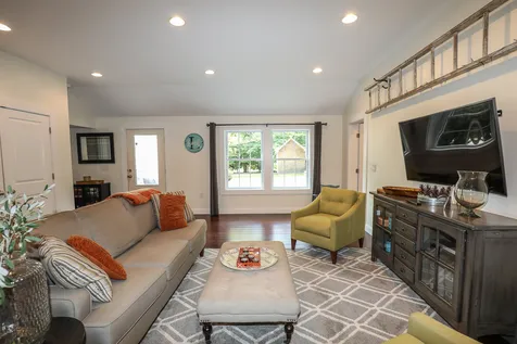 5 Vernon Street Concord NH 03301