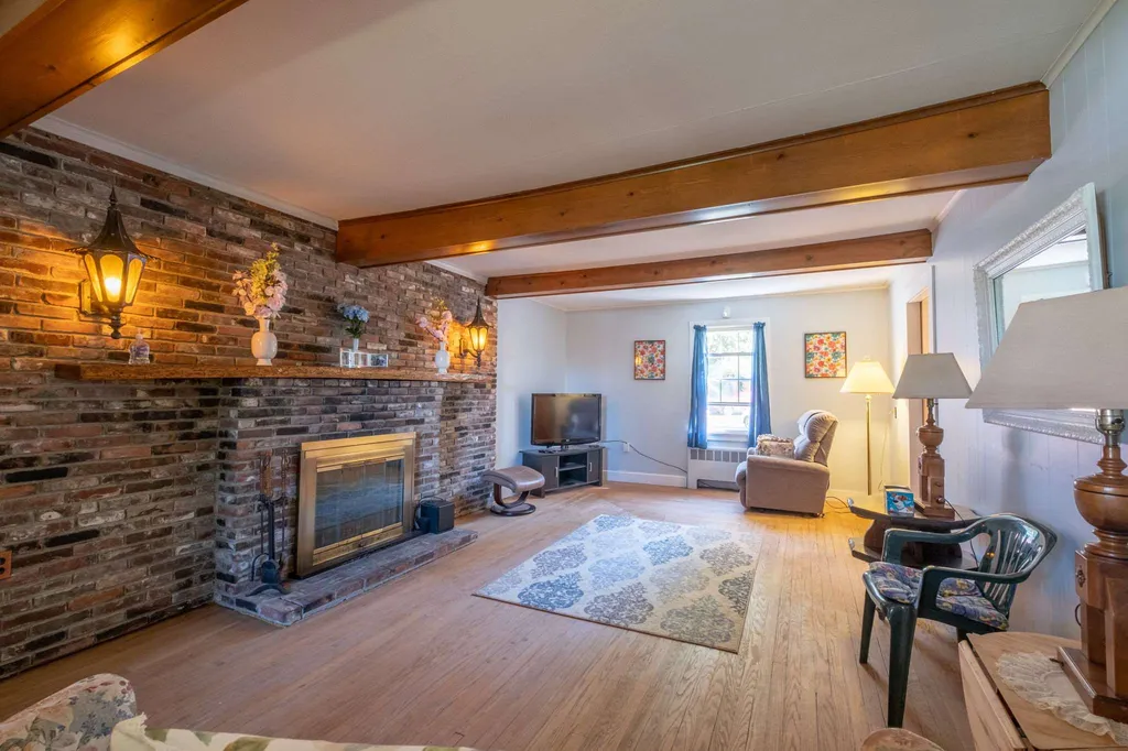 31 N Sulloway Street Franklin NH 03235