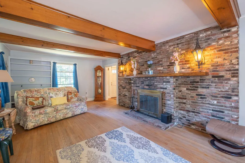 31 N Sulloway Street Franklin NH 03235