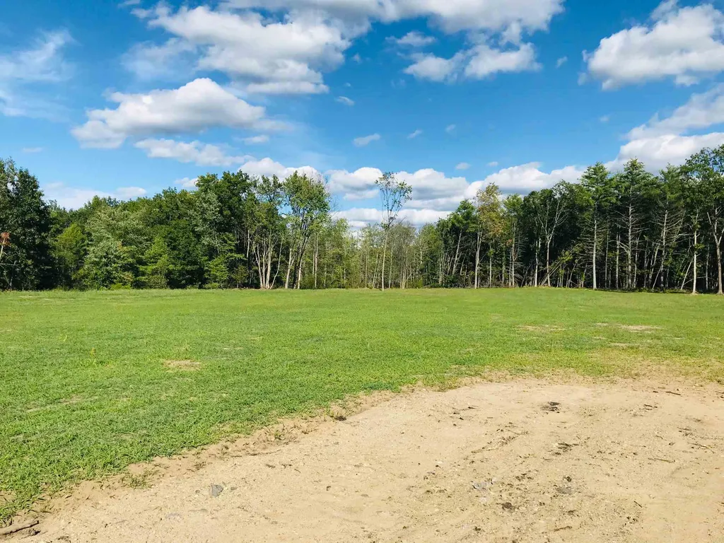 381 Intervale Road Canterbury NH 03224
