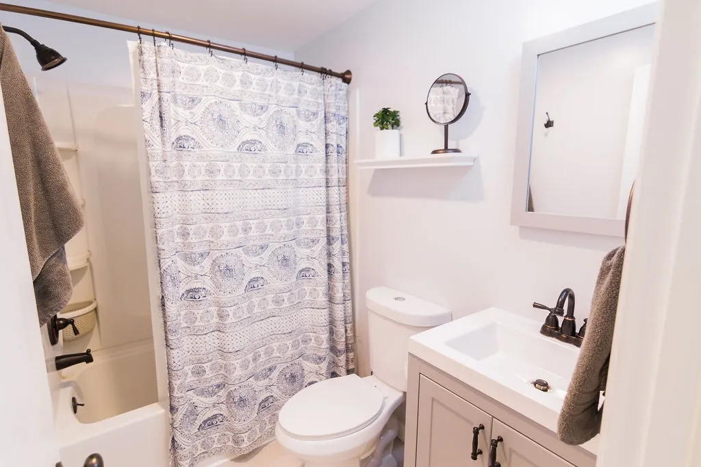 3 Salmon Street Newmarket NH 03857
