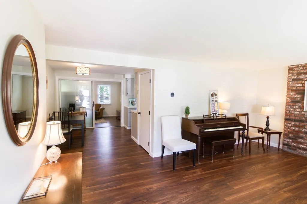 3 Salmon Street Newmarket NH 03857