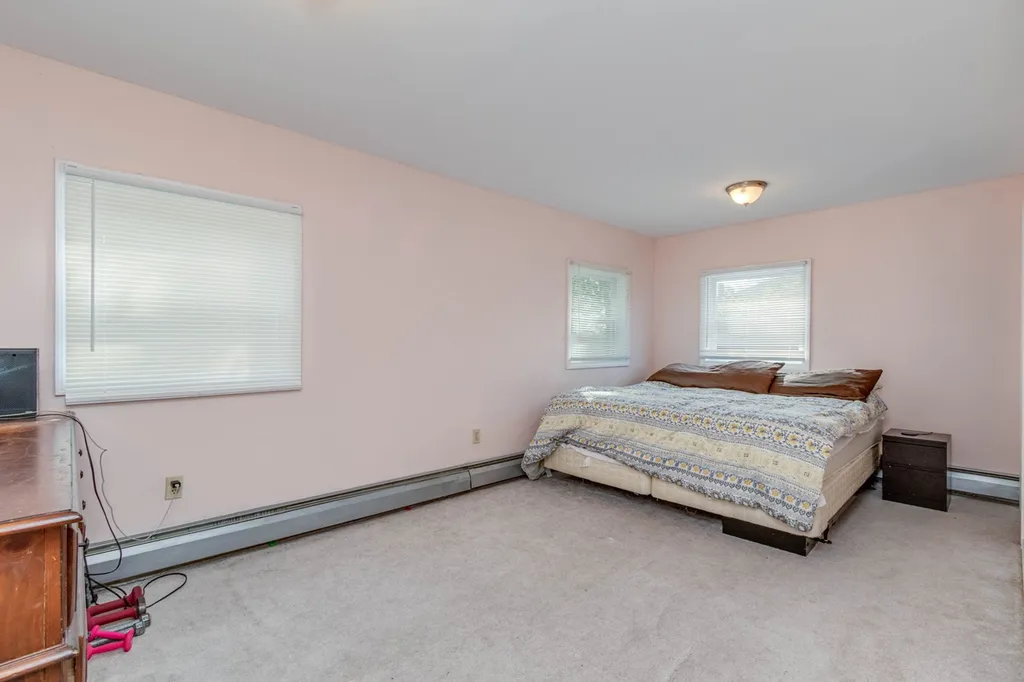 37 Branch Street Manchester NH 03103