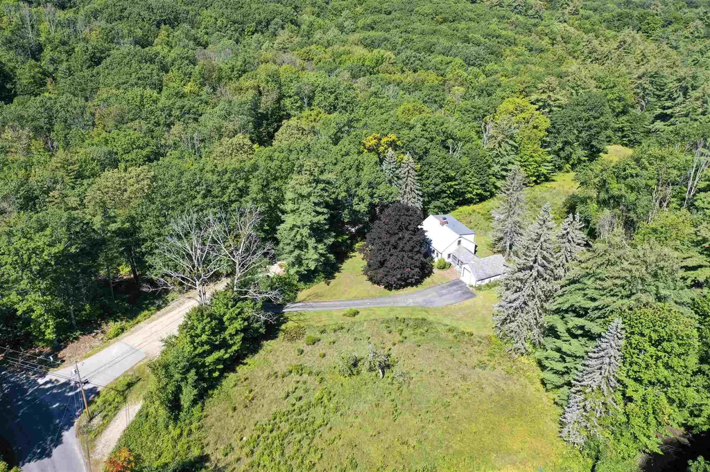6 John Connor Road Weare NH 03281