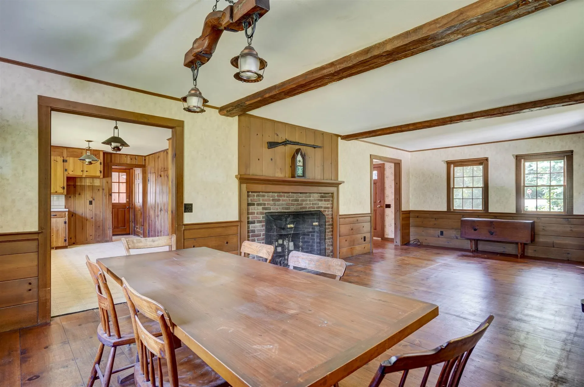 6 John Connor Road Weare NH 03281