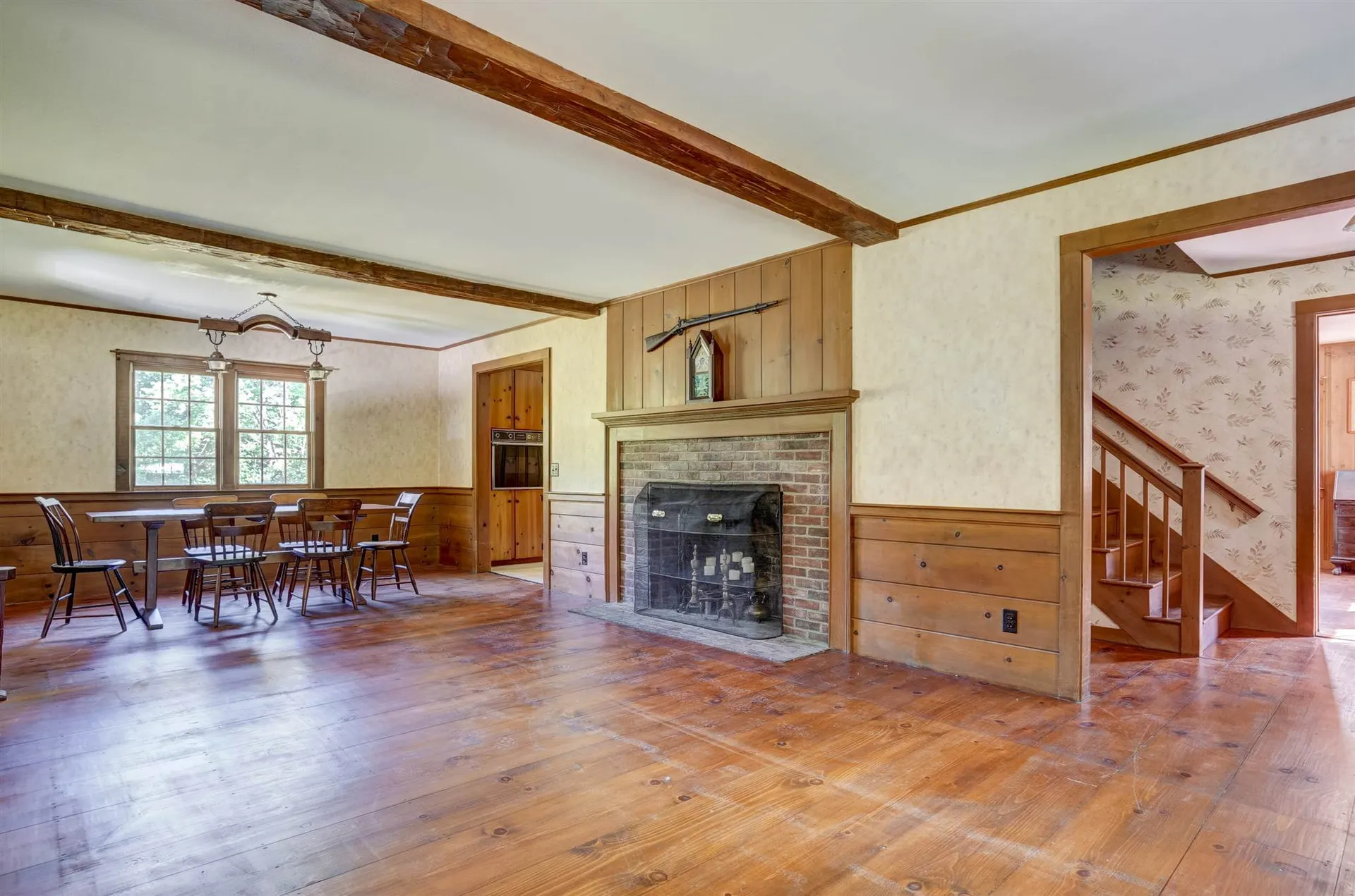6 John Connor Road Weare NH 03281