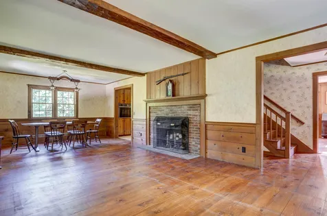 6 John Connor Road Weare NH 03281