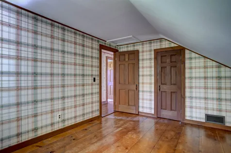 6 John Connor Road Weare NH 03281
