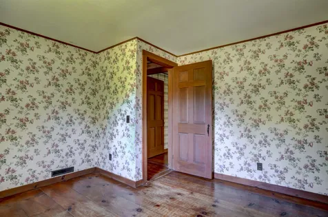 6 John Connor Road Weare NH 03281