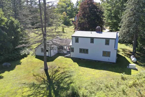 6 John Connor Road Weare NH 03281