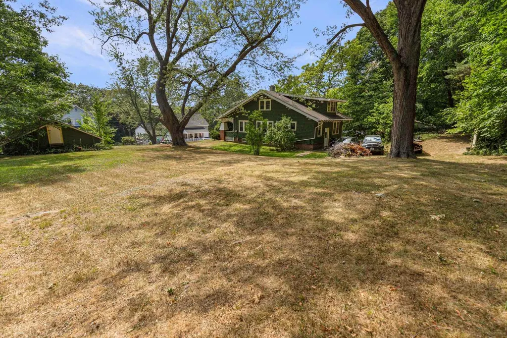 228 Baldwin Street Laconia NH 03246