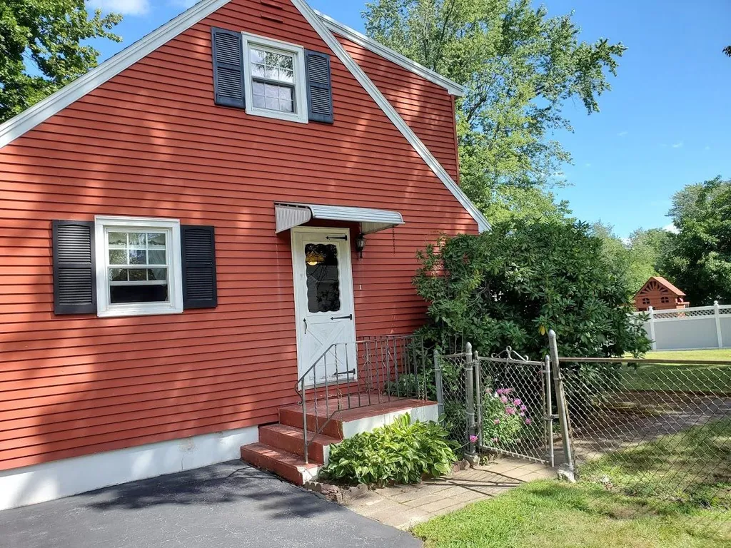 5 Catherine Road Salem NH 03079