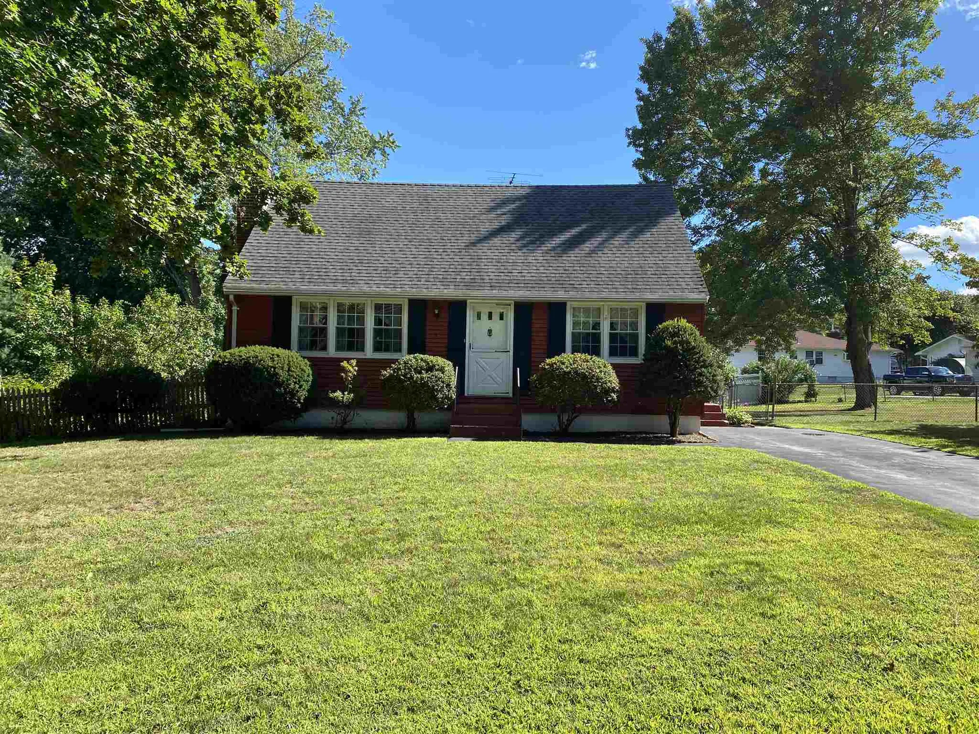 5 Catherine Road Salem NH 03079