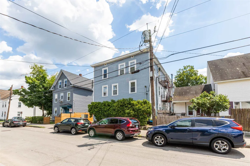 320 Douglas Street Manchester NH 03102