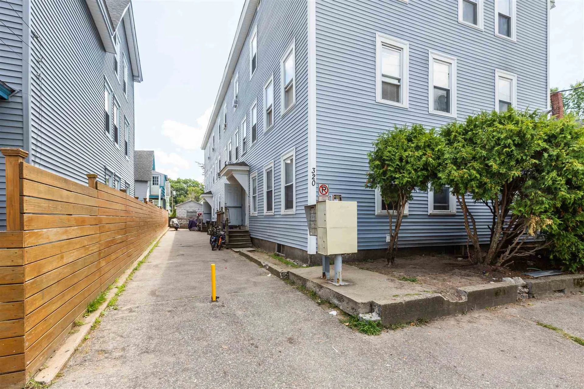 320 Douglas Street Manchester NH 03102