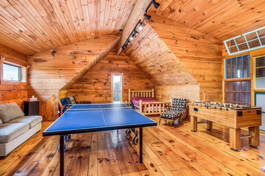 640 Whetstone Lane Brownington VT 05860