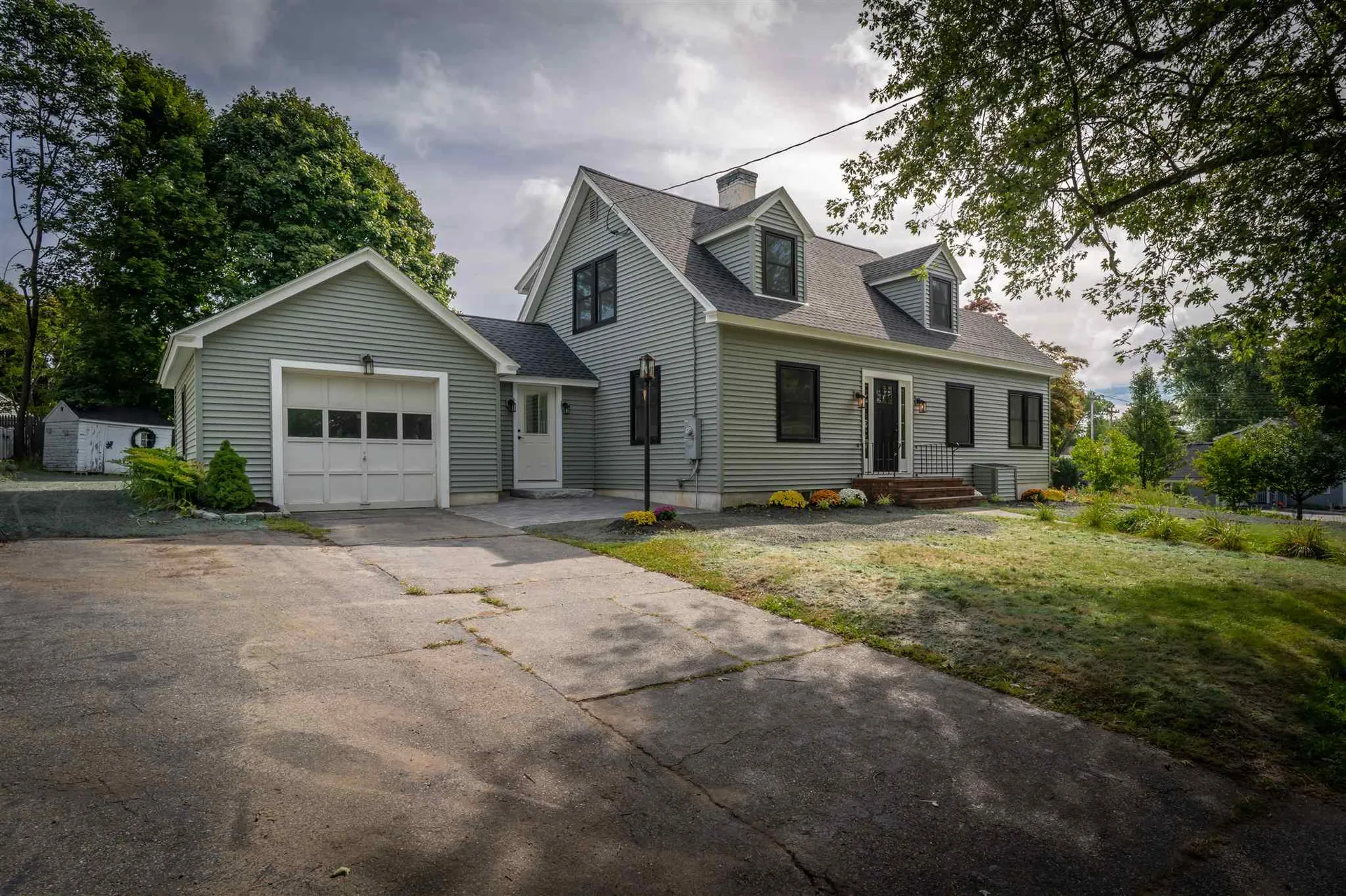 737 Woodbury Avenue Portsmouth NH 03801