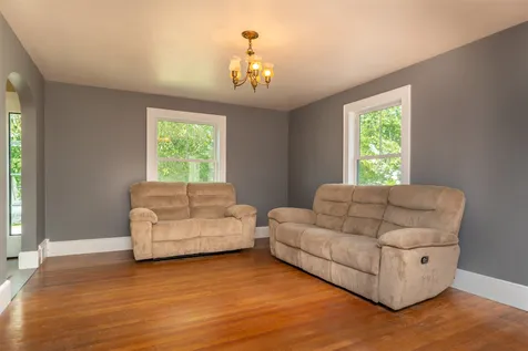 737 Woodbury Avenue Portsmouth NH 03801
