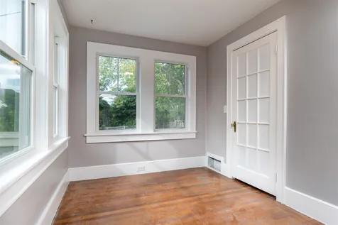 737 Woodbury Avenue Portsmouth NH 03801