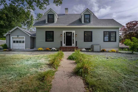 737 Woodbury Avenue Portsmouth NH 03801