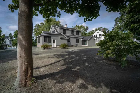 737 Woodbury Avenue Portsmouth NH 03801