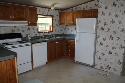 10 Center Road Milton NH 03851