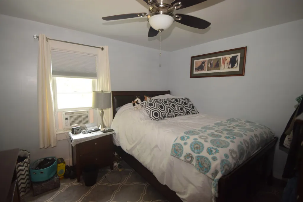 123 Chester Road Raymond NH 03077