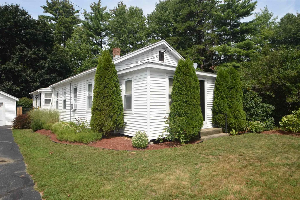 123 Chester Road Raymond NH 03077