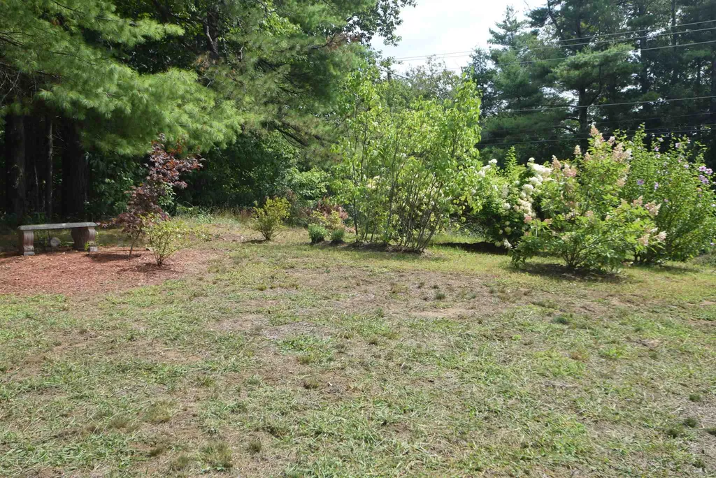 123 Chester Road Raymond NH 03077