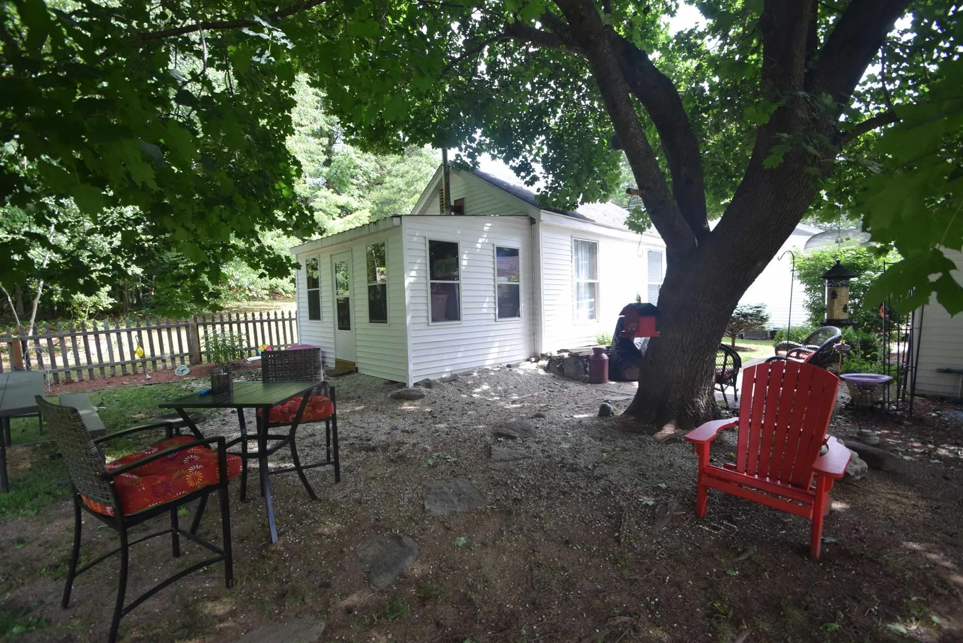 123 Chester Road Raymond NH 03077