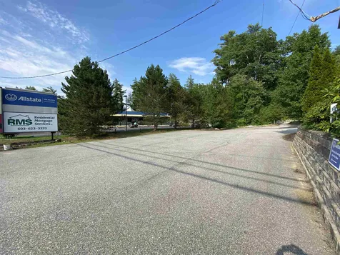 1193 Hooksett Road Hooksett NH 03106