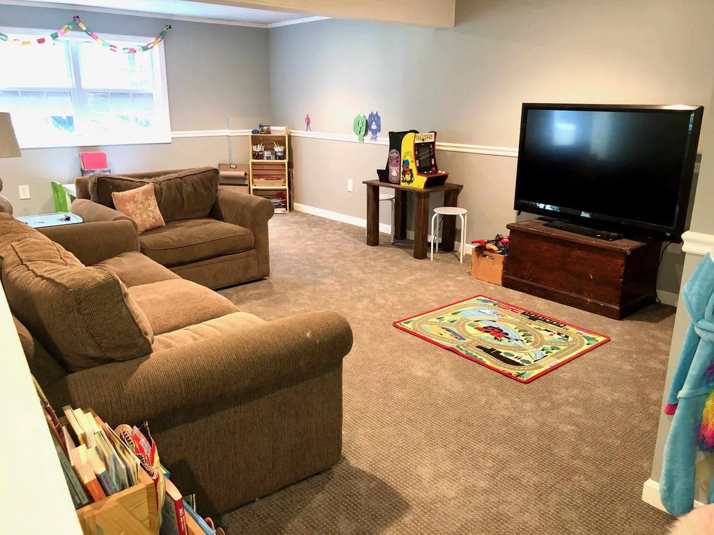 59 Arrowcrest Drive Swanzey NH 03446