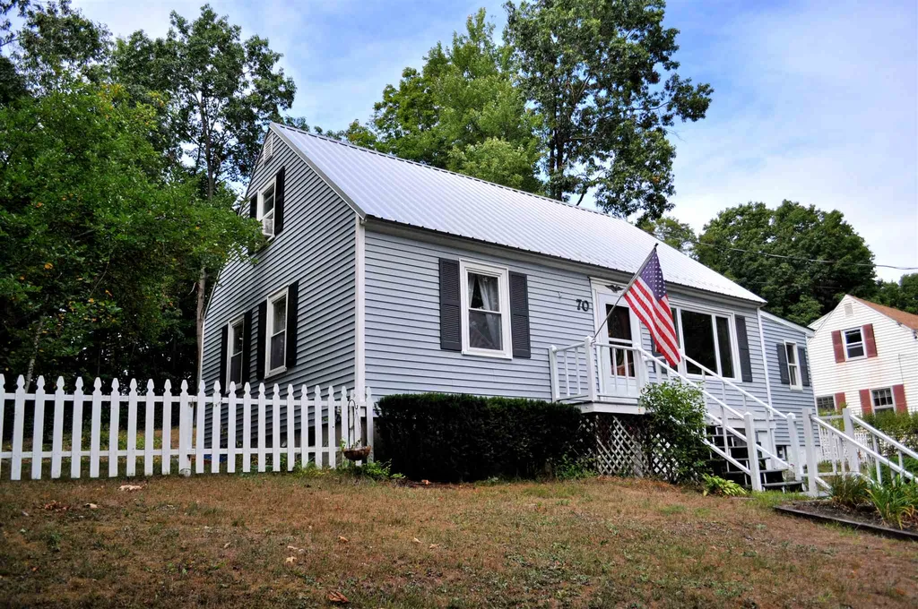 70 Pine Street Rollinsford NH 03869