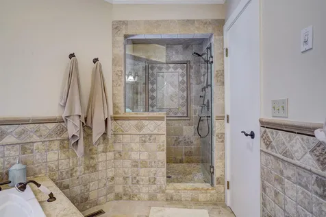 9 Greenway Road Windham NH 03087
