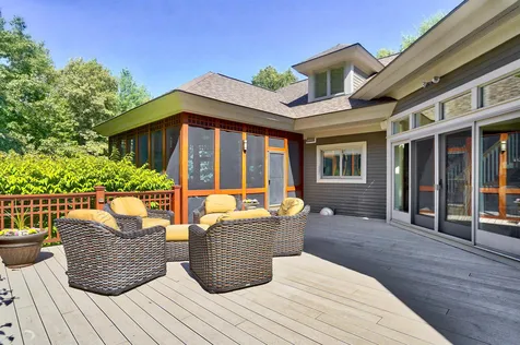9 Greenway Road Windham NH 03087