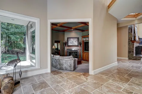 9 Greenway Road Windham NH 03087