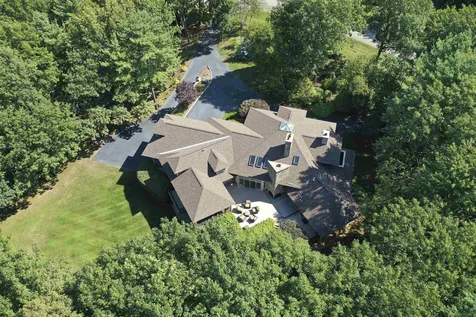9 Greenway Road Windham NH 03087