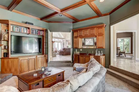 9 Greenway Road Windham NH 03087