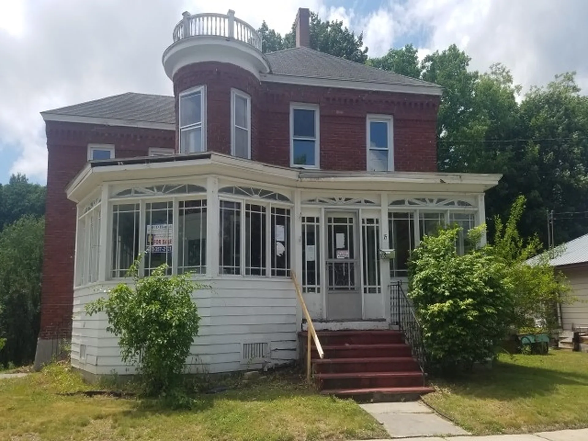15 Dewey Street Springfield VT 05156
