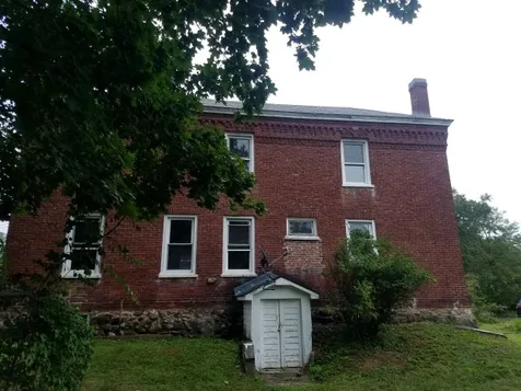 15 Dewey Street Springfield VT 05156
