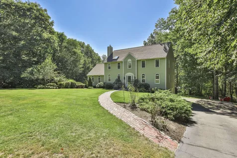 22 Heritage Drive Hampton NH 03842