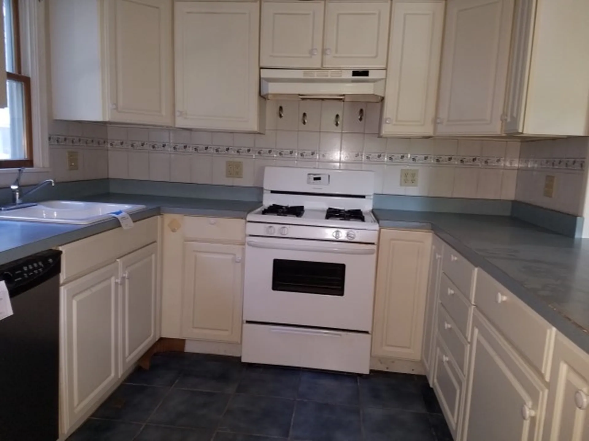 55 High Street Hinsdale NH 03451