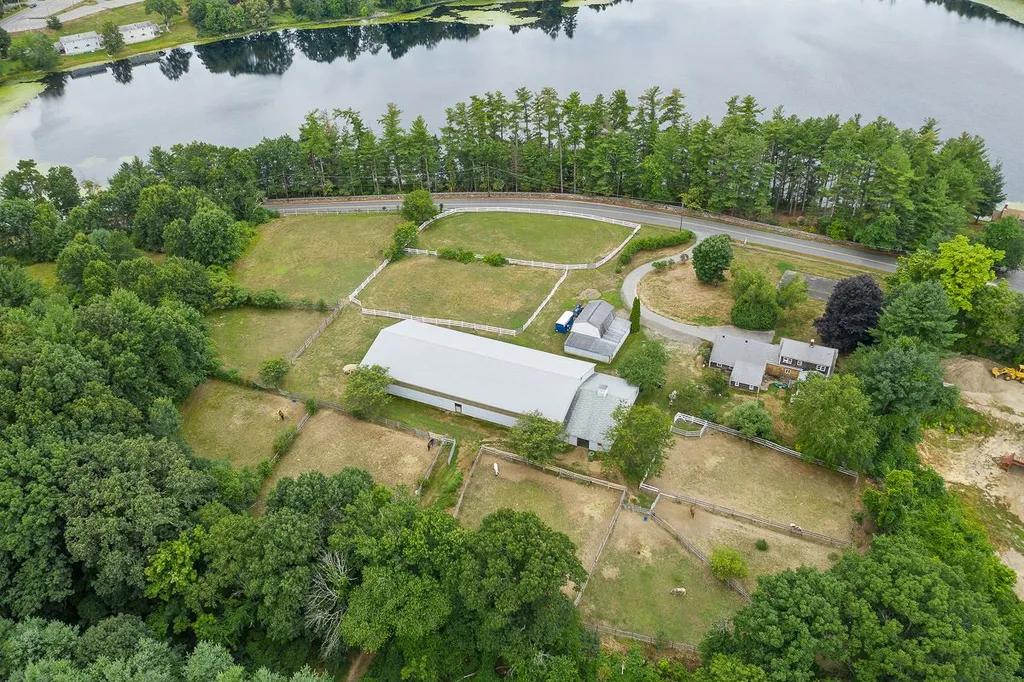 309 Old Gage Hill Road Pelham NH 03076
