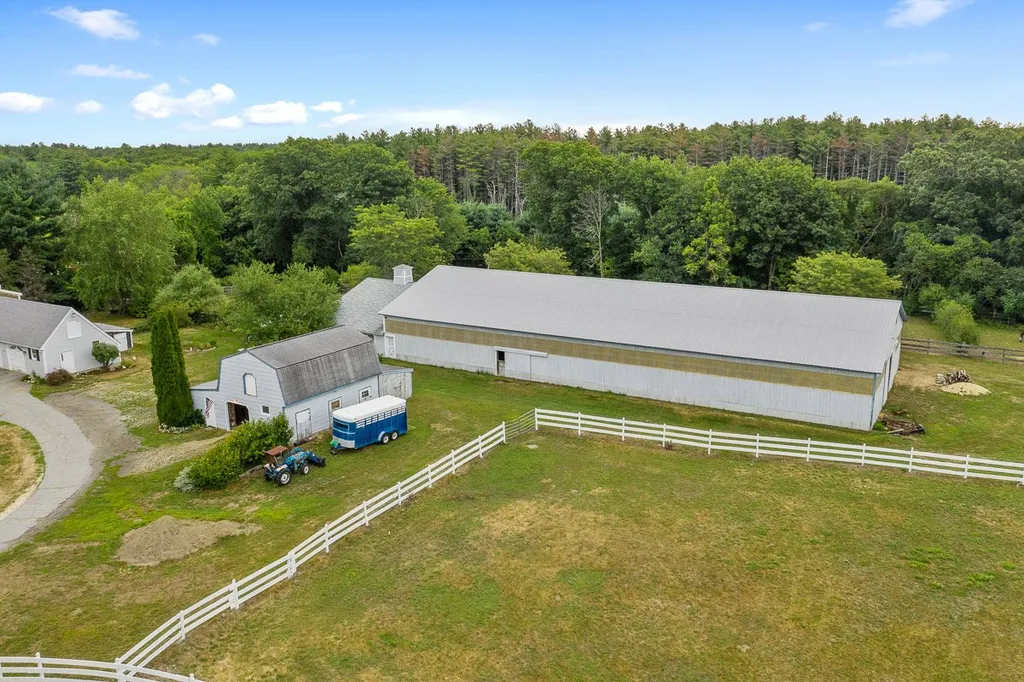 309 Old Gage Hill Road Pelham NH 03076