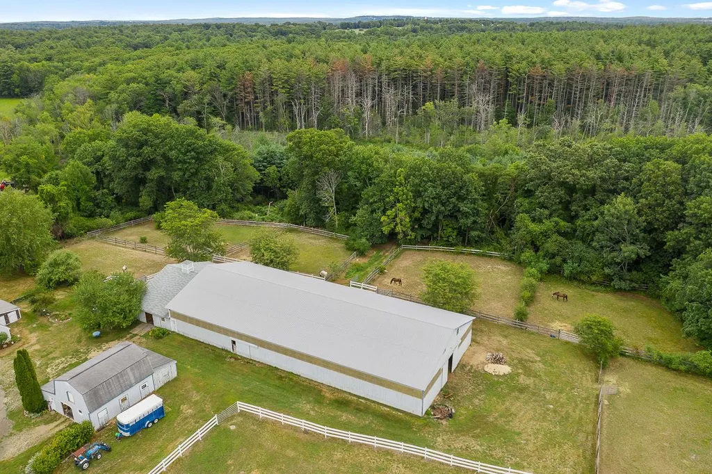 309 Old Gage Hill Road Pelham NH 03076