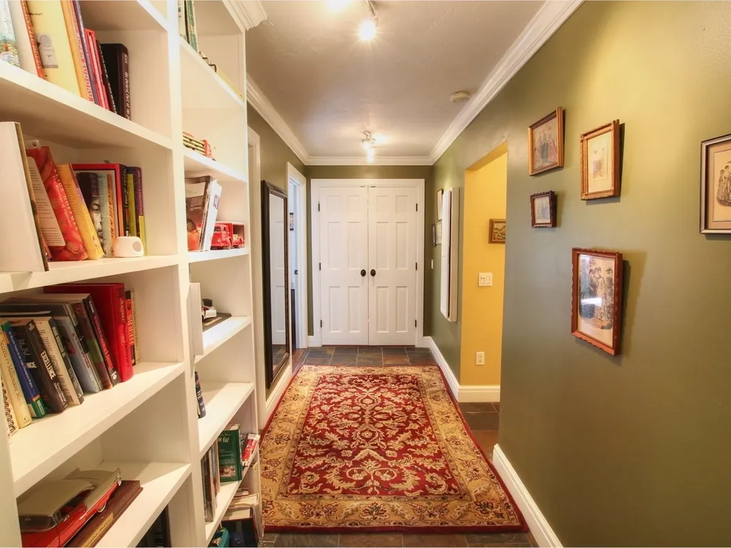 23 Appletree Point Lane Burlington VT 05408