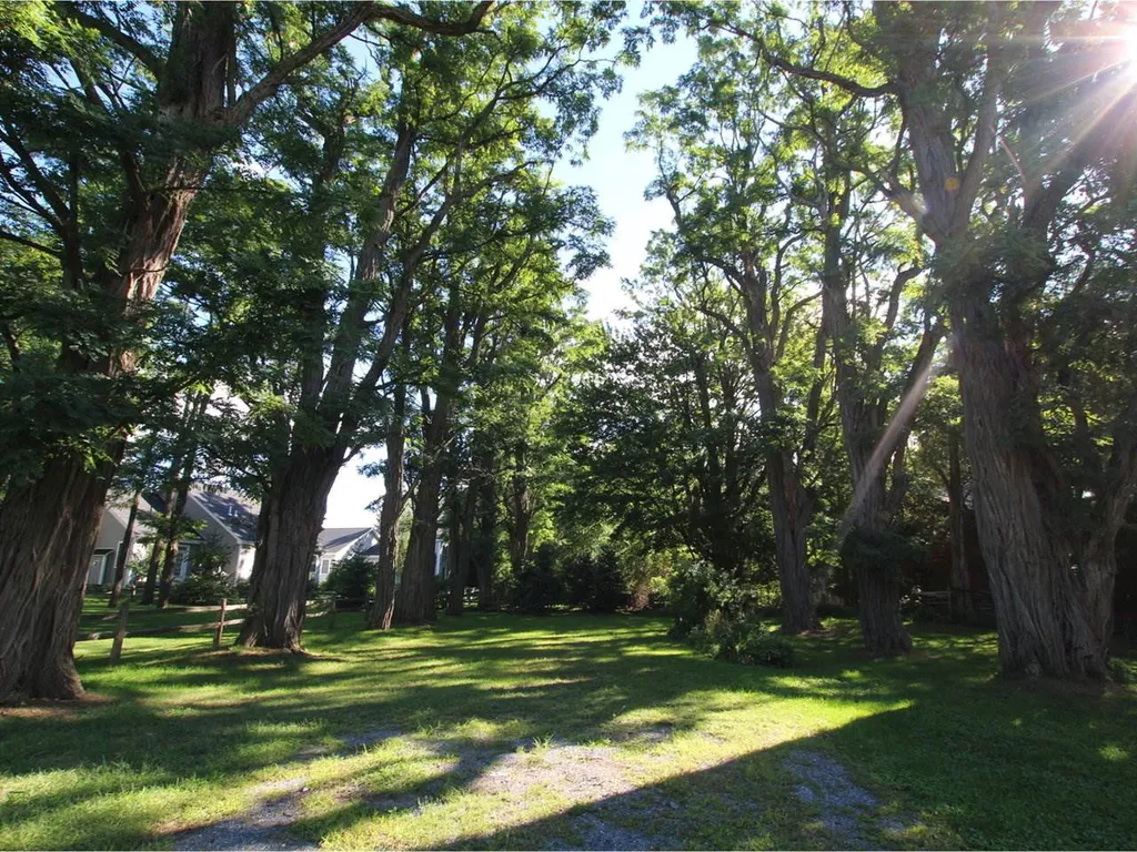 23 Appletree Point Lane Burlington VT 05408