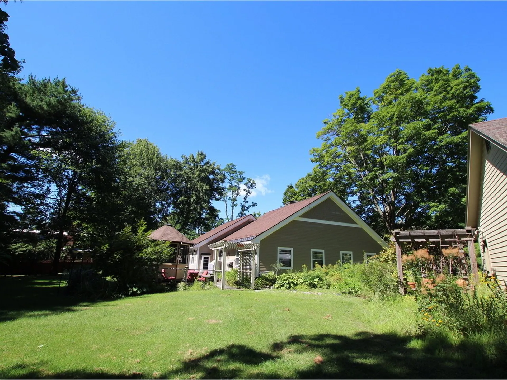 23 Appletree Point Lane Burlington VT 05408
